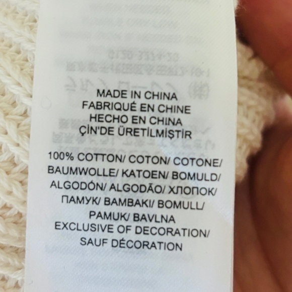 Lauren Ralph Lauren Cream (Missing laces) Perforated Sleeve SZ Medium Sweater - Picture 10 of 11